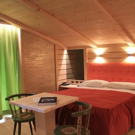 安托诺湖小屋酒店