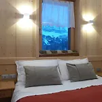 酒店 安托诺湖小屋酒店